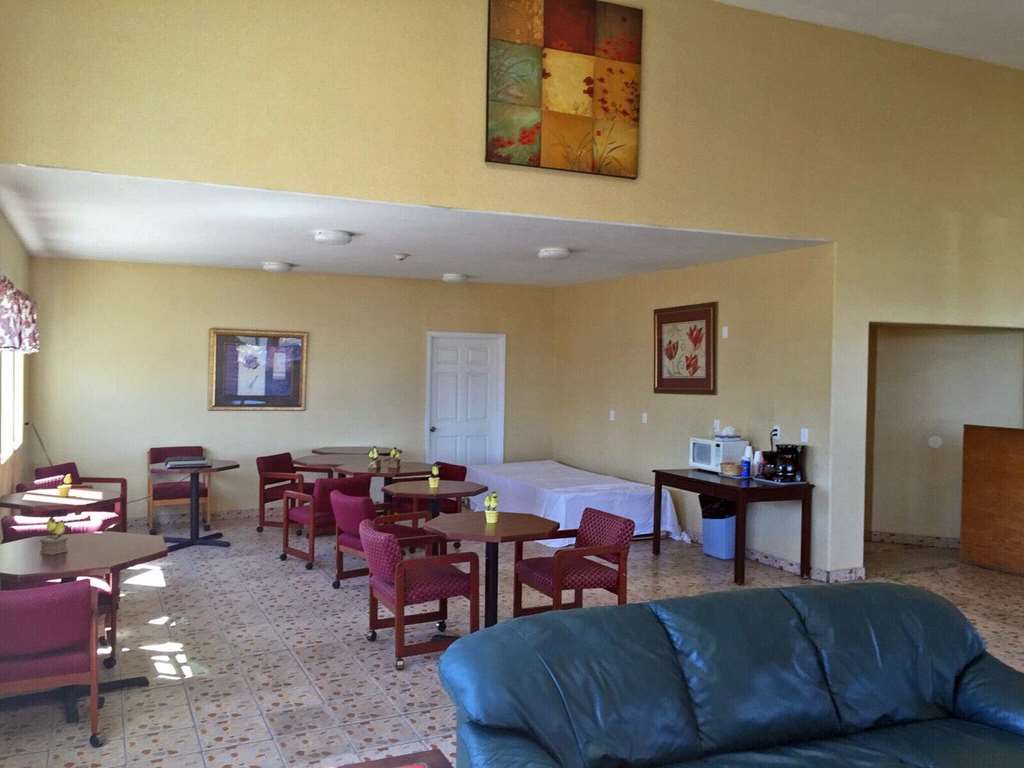 Capital Inn & Suites Salem Facilities photo