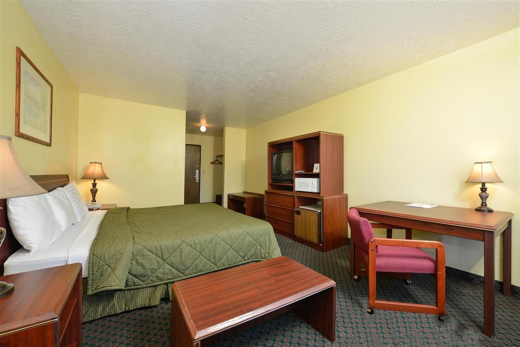 Capital Inn & Suites Salem Room photo